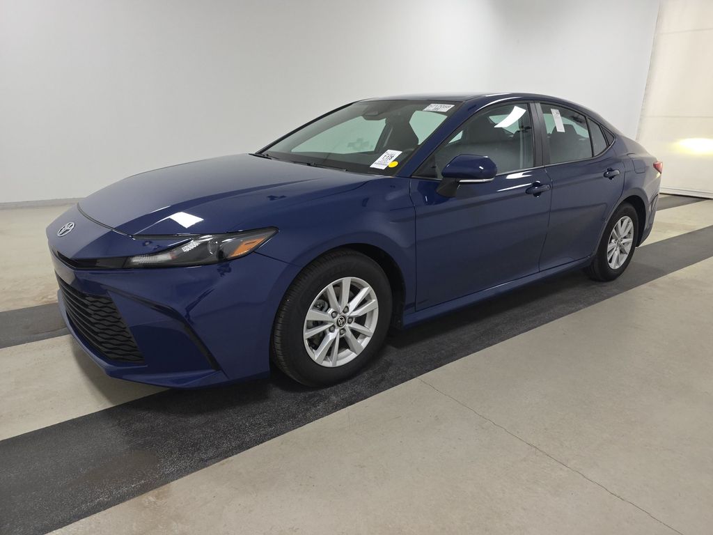 2026 Toyota Camry LE photo
