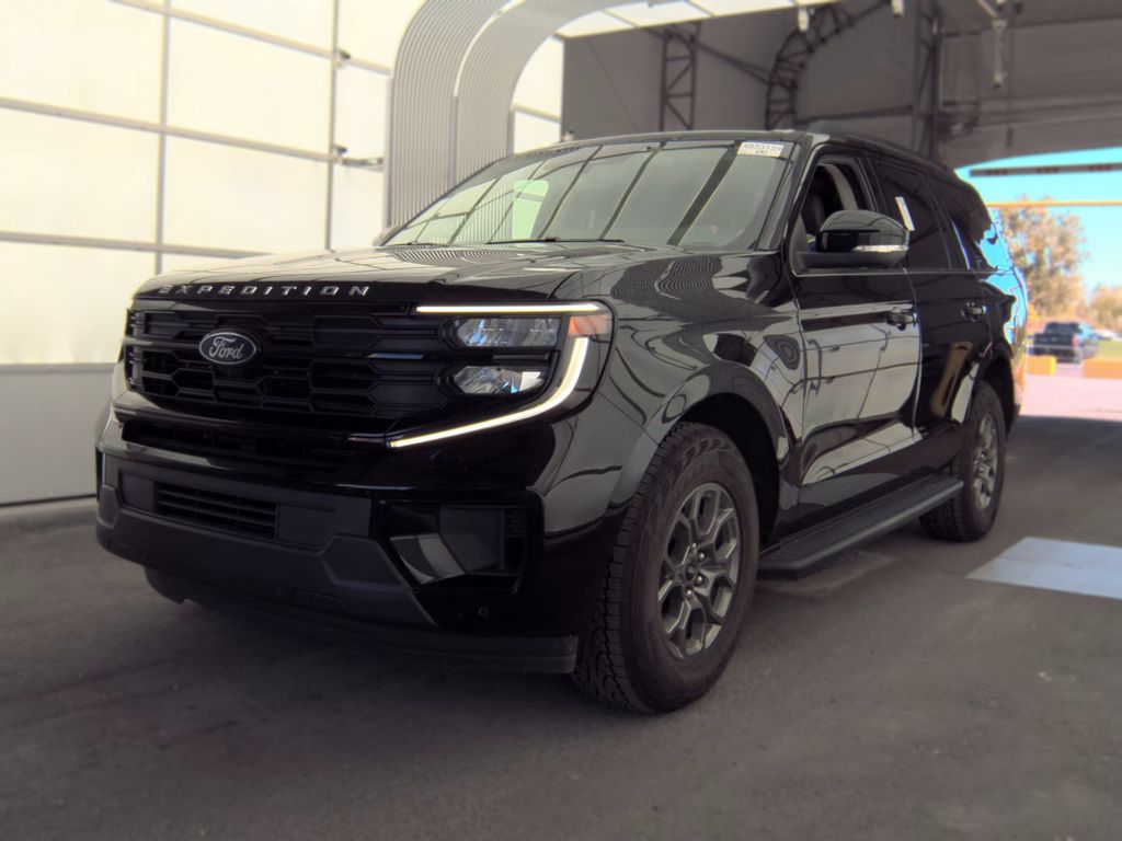 2026 Ford Expedit Active photo