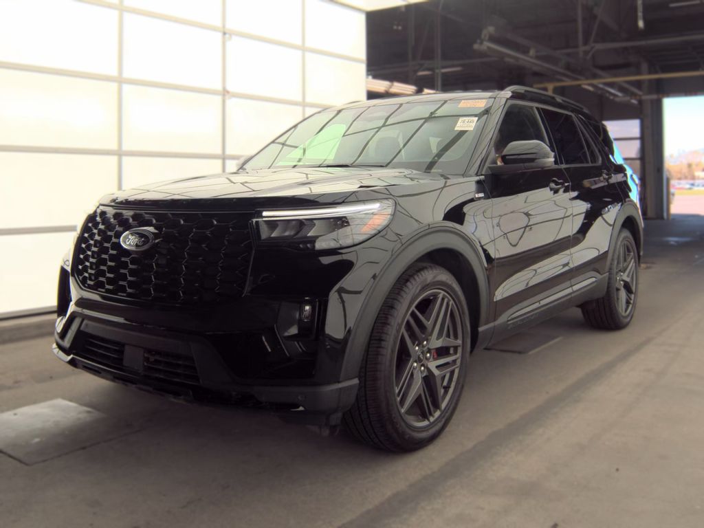 2026 Ford Explorer ST-Line photo