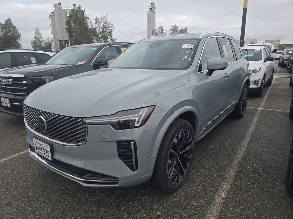 2026 Volvo XC90 Plus photo
