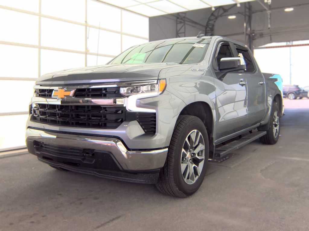 2026 Chevrolet 1500 LT photo