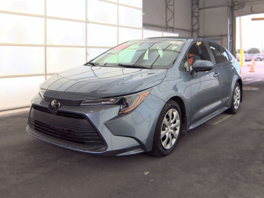 2026 Toyota Corolla LE photo