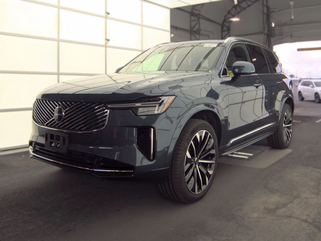 2026 Volvo XC90 Plus photo