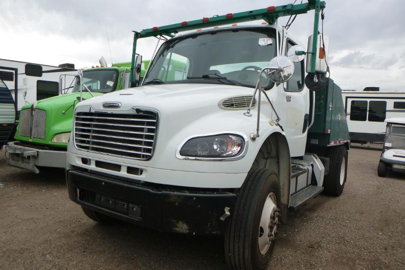 2015 Freightliner M2 106 Medium Duty photo