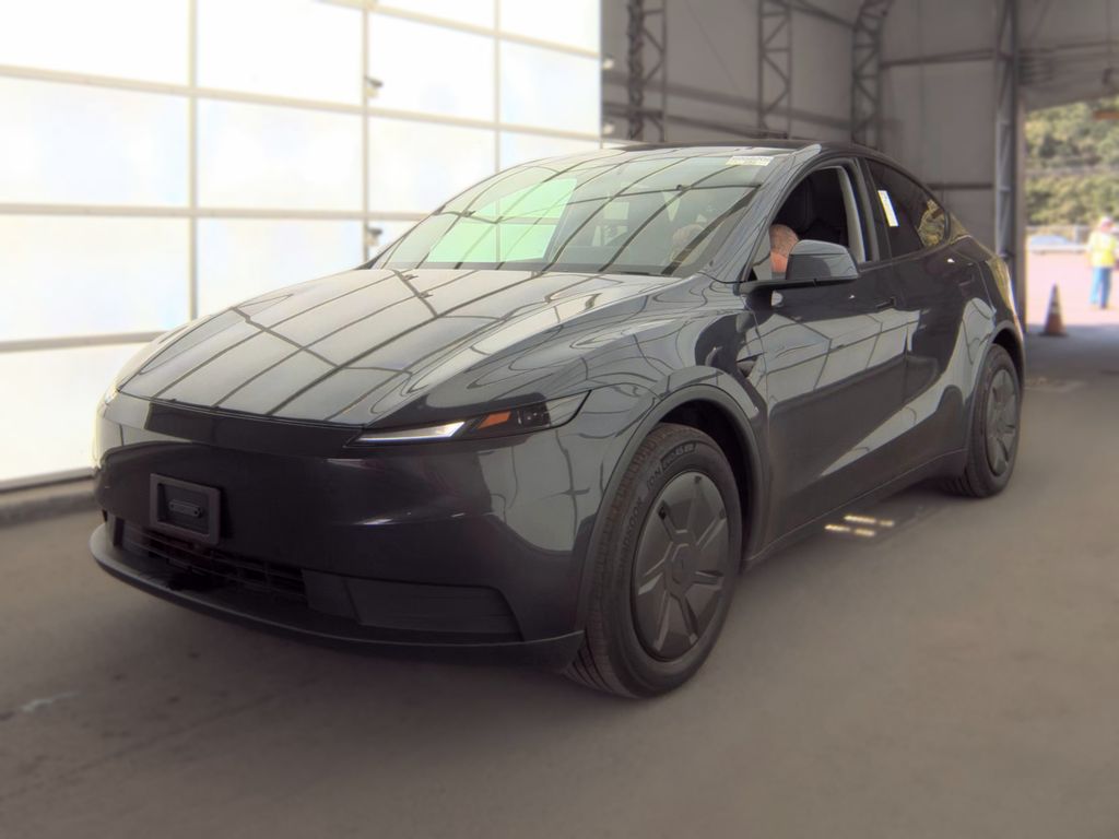 2026 Tesla Model Y Standard photo