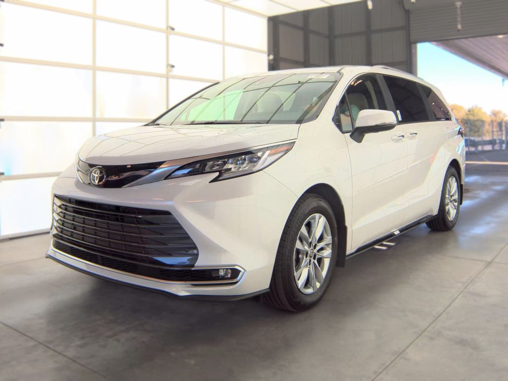 2026 Toyota Sienna Limited photo