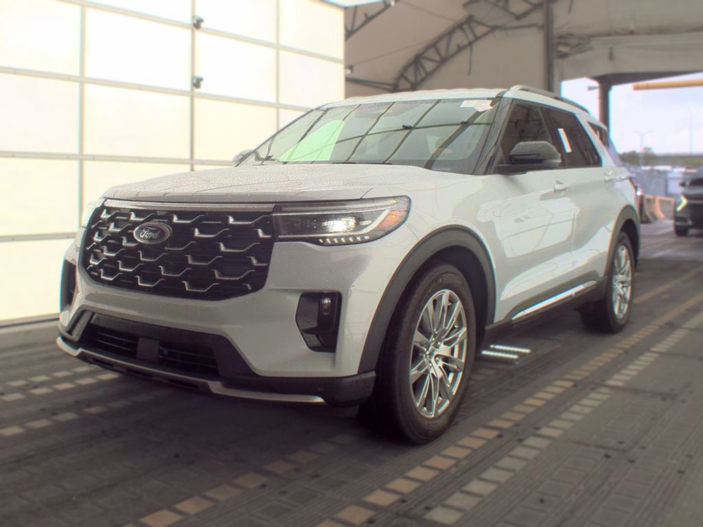2026 Ford Explorer Platinum photo