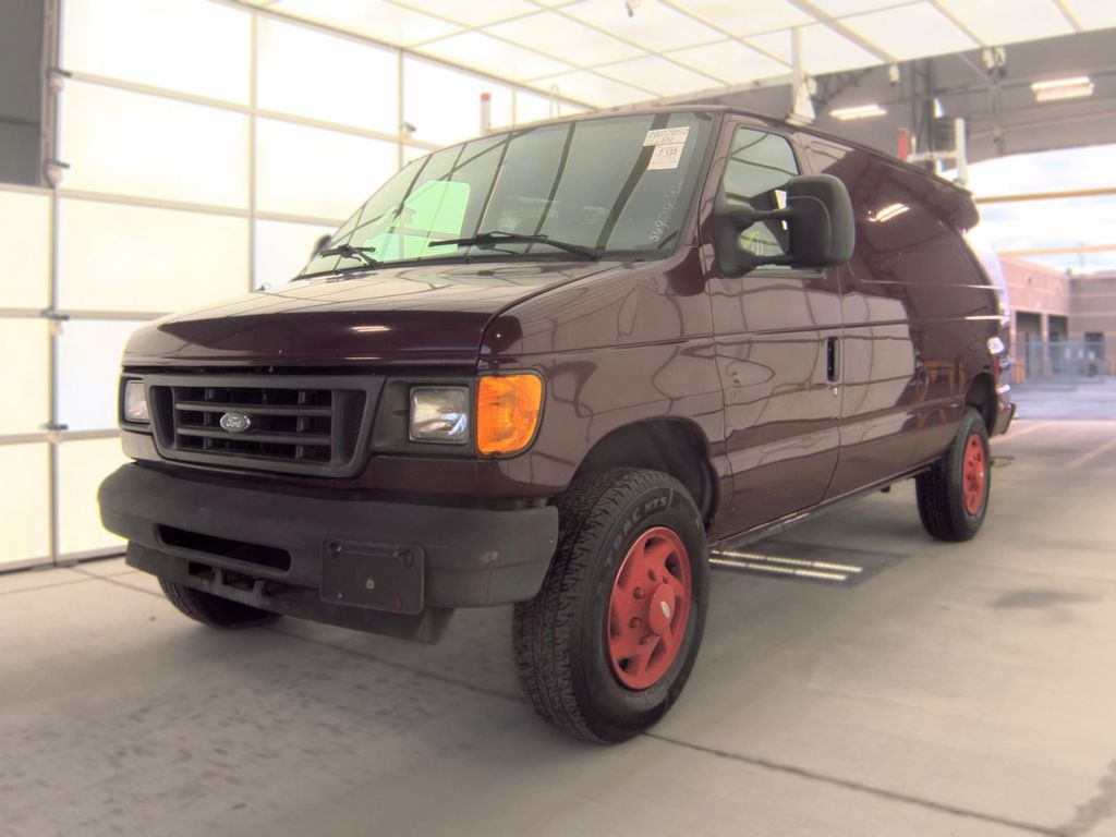 2005 Ford E-350 Cargo photo