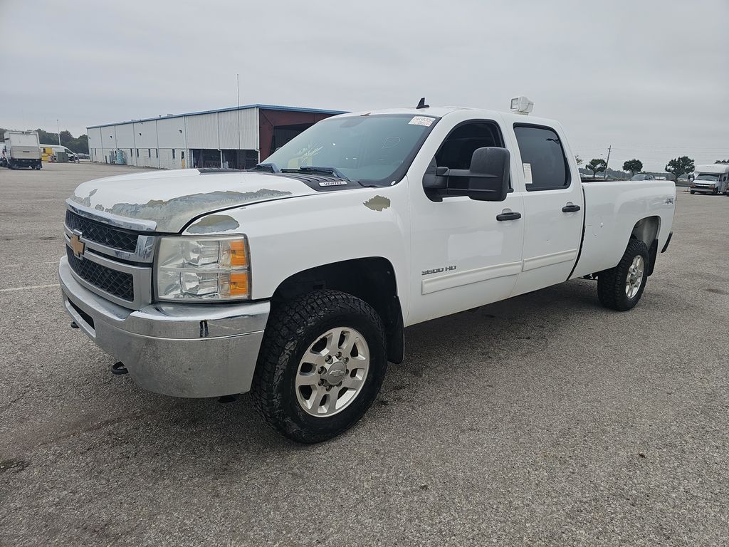 2012 Chevrolet 3500 LT photo