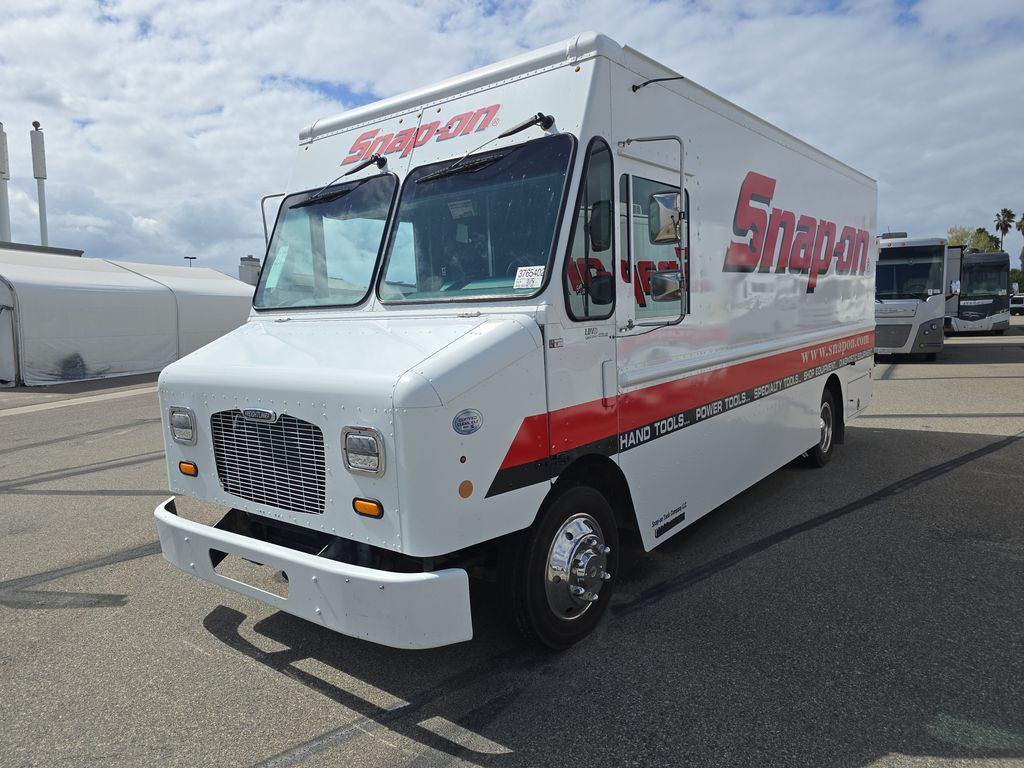 2015 Freightliner Chassis photo