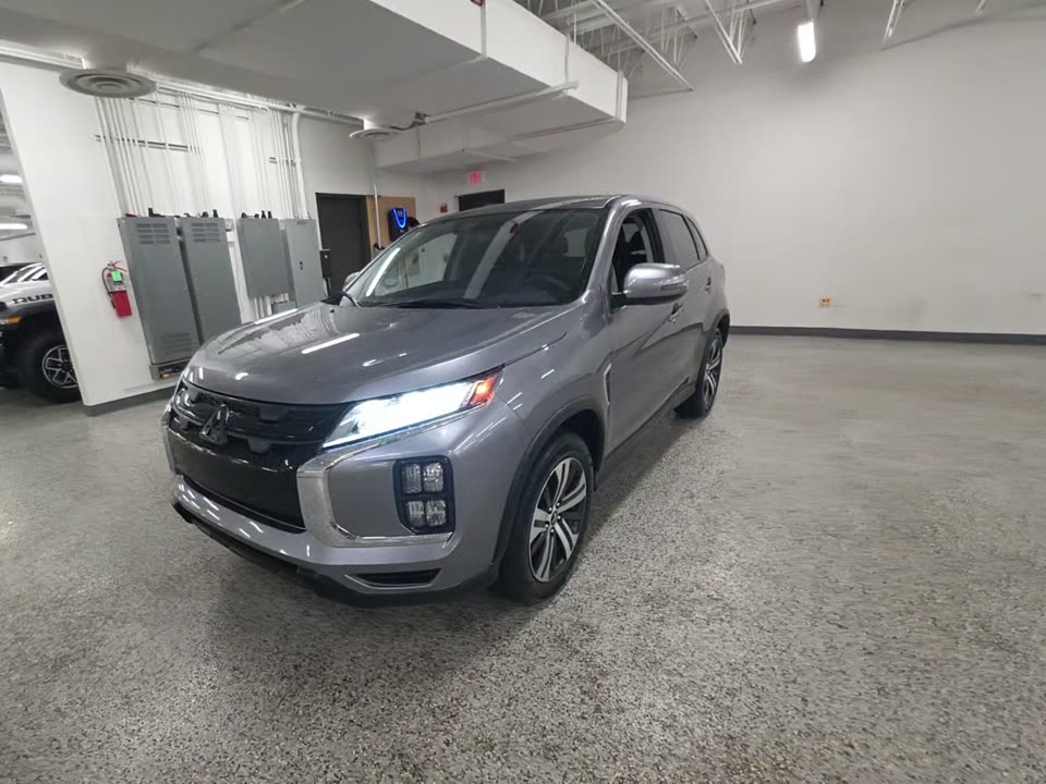 2026 Mitsubishi Outlander 2.0 ES photo