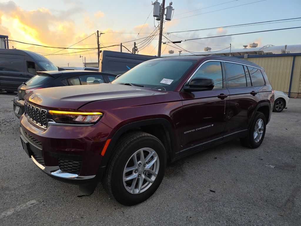2026 Jeep Grand Cherokee Laredo photo