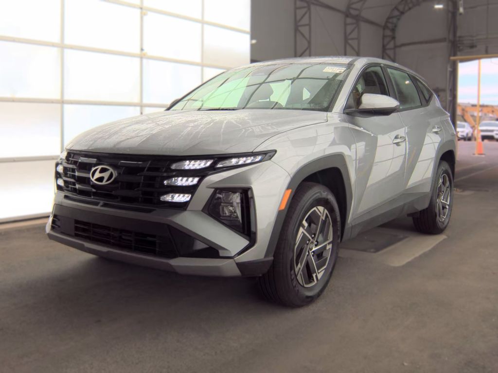 2026 Hyundai Tucson Blue SE photo