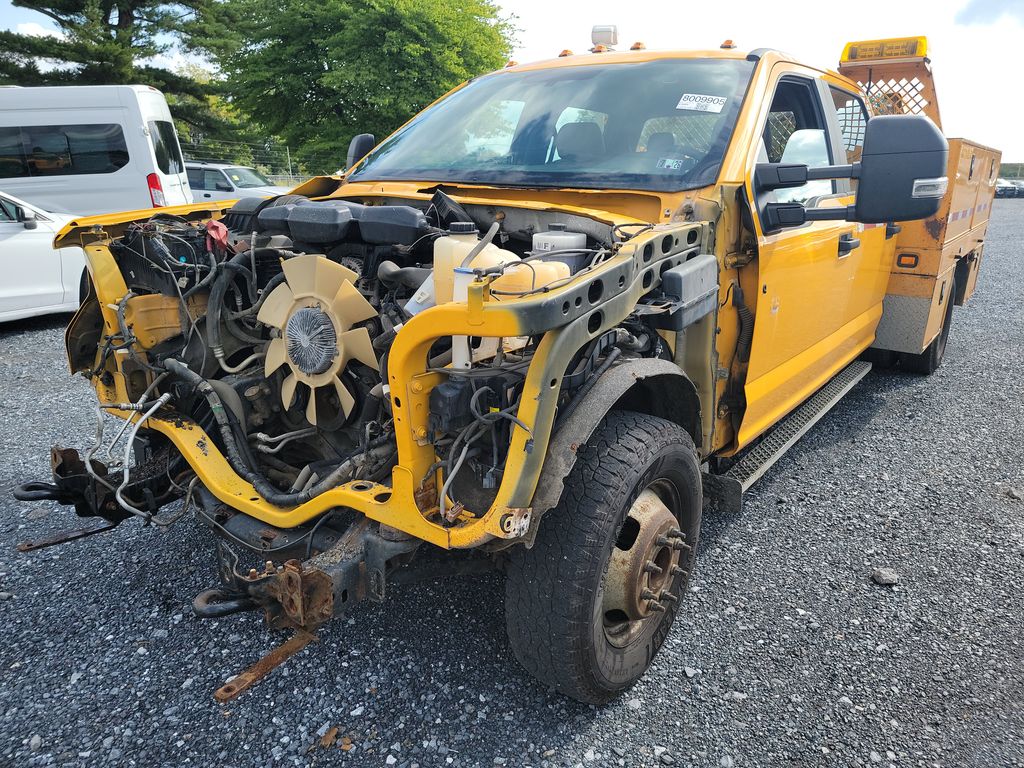 2018 Ford F-350 DRW XL photo