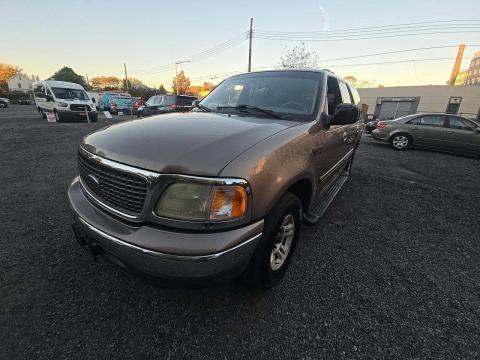 2002 Ford Expedition Special Service XLT photo