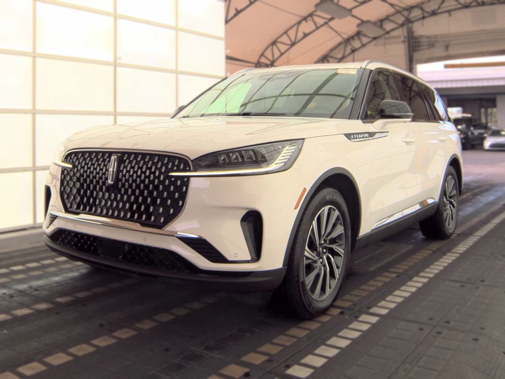 2026 Lincoln Aviator Premiere photo