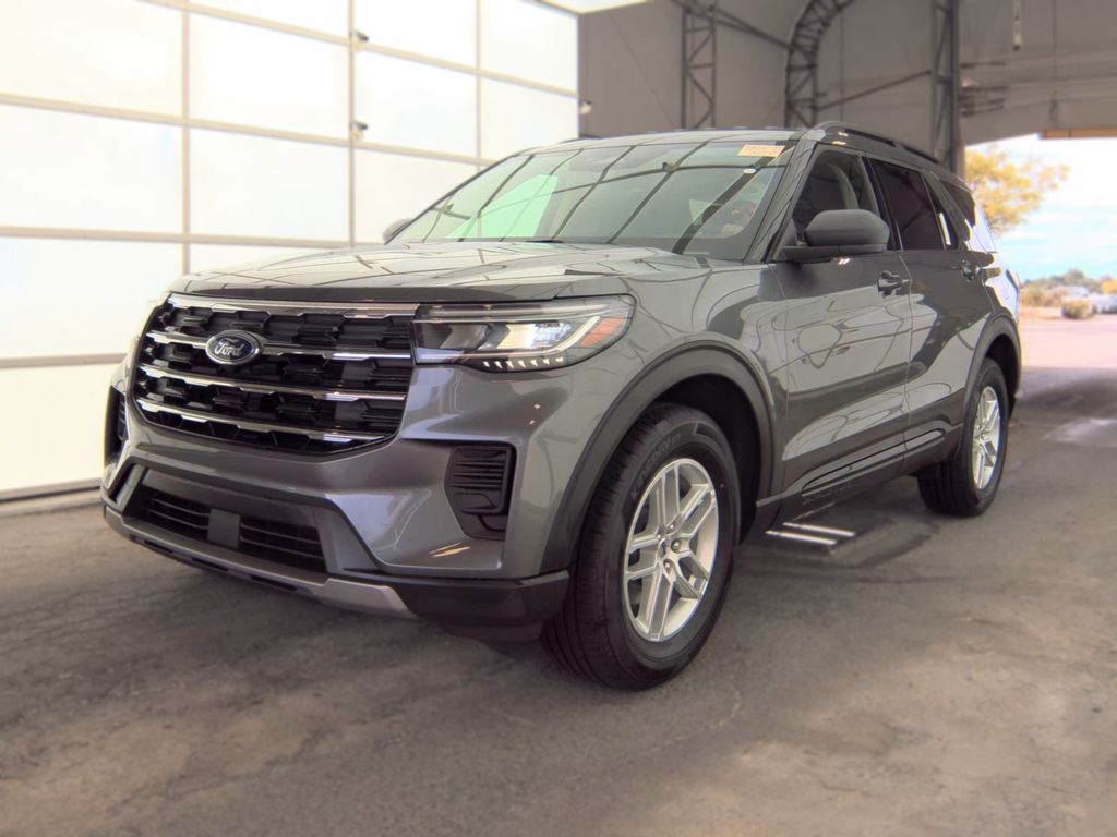 2026 Ford Explorer Active photo