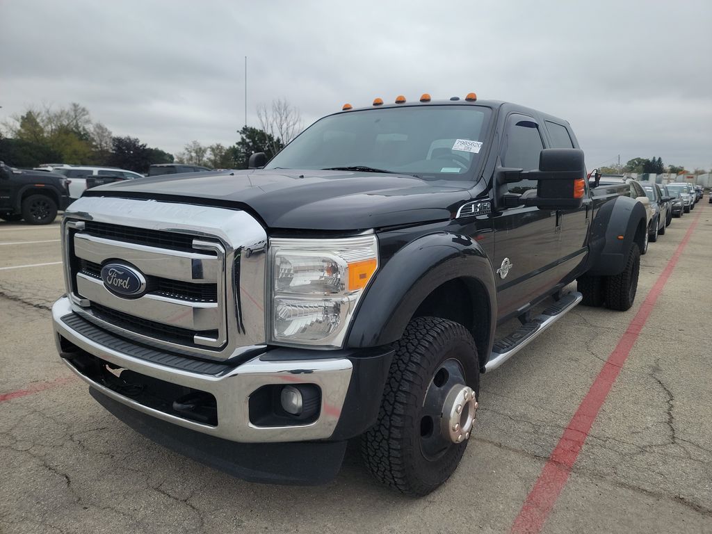 2014 Ford F-450 Lariat photo