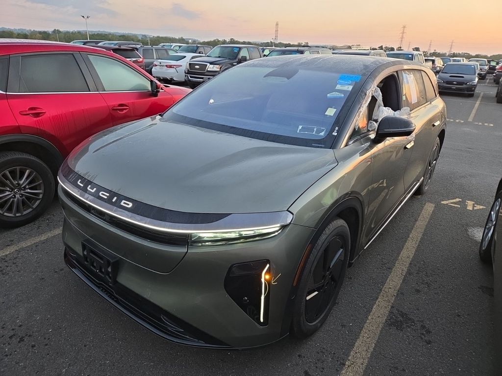 2026 Lucid Gravity Grand Touring photo