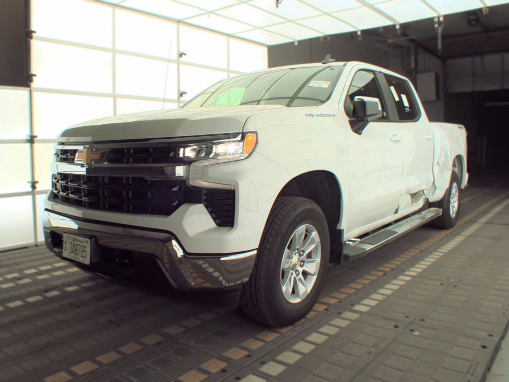 2026 Chevrolet 1500 LT photo