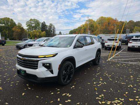 2026 Chevrolet Traverse LT photo