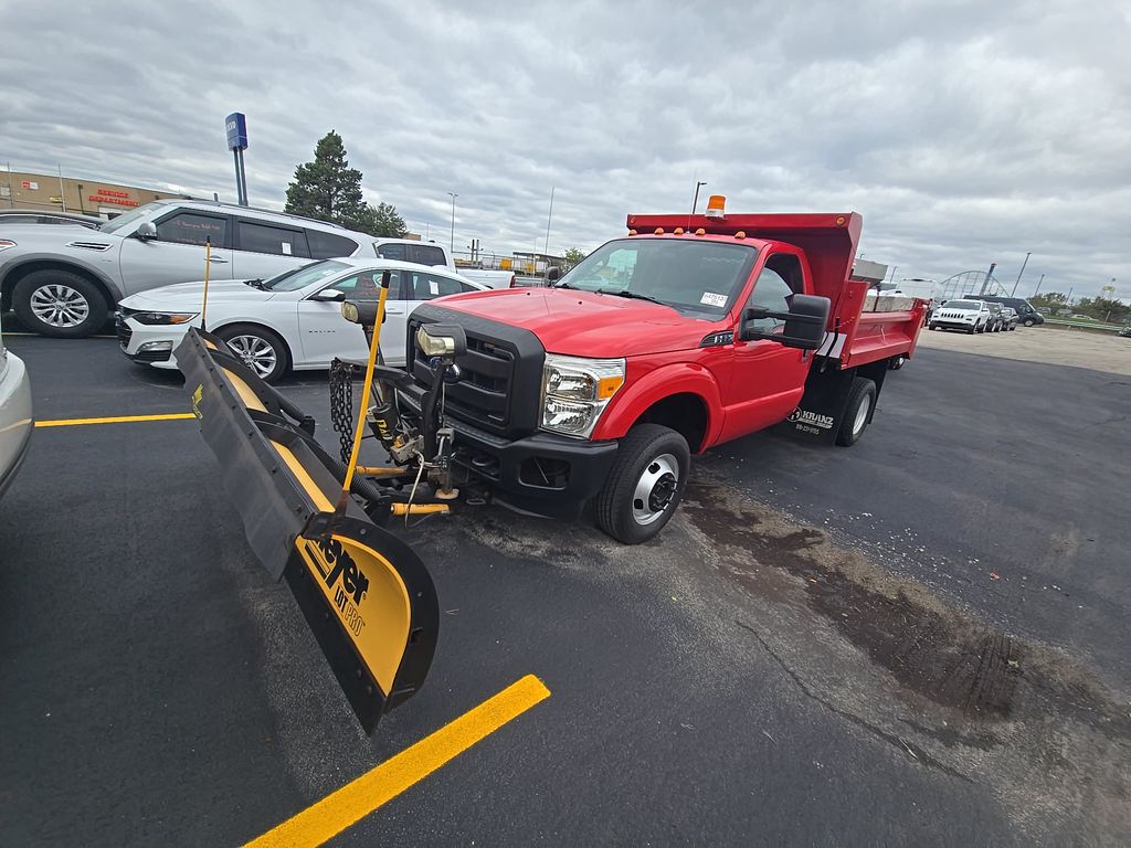 2013 Ford 350 DRW XL photo