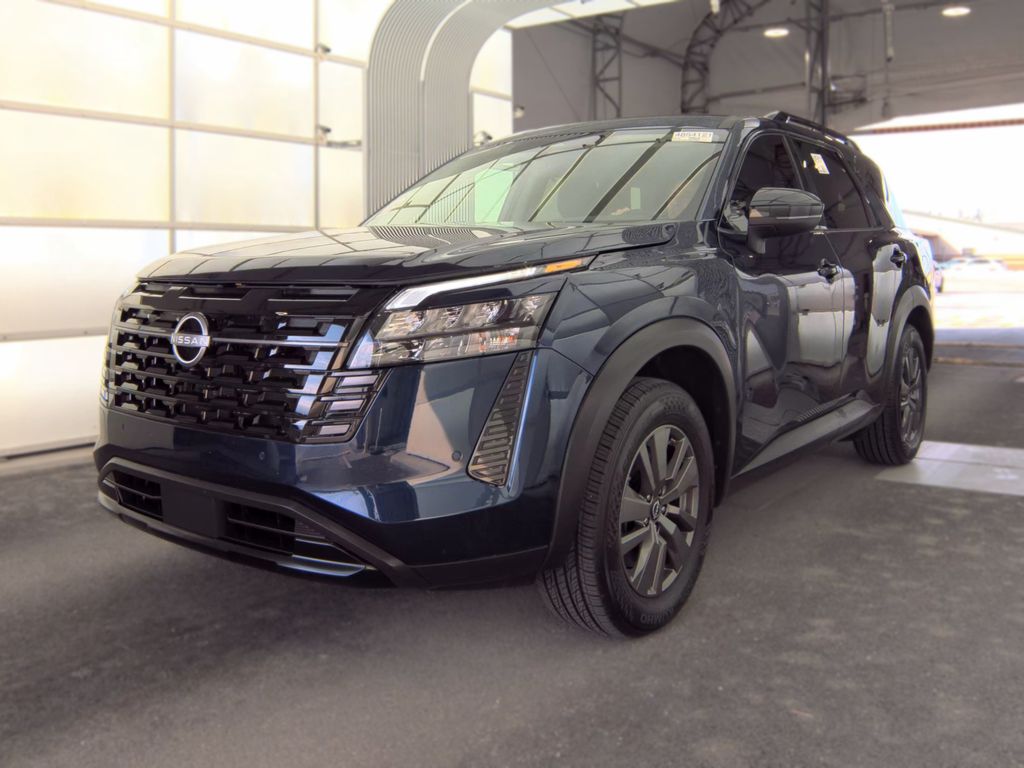2026 Nissan Pathfind SV photo