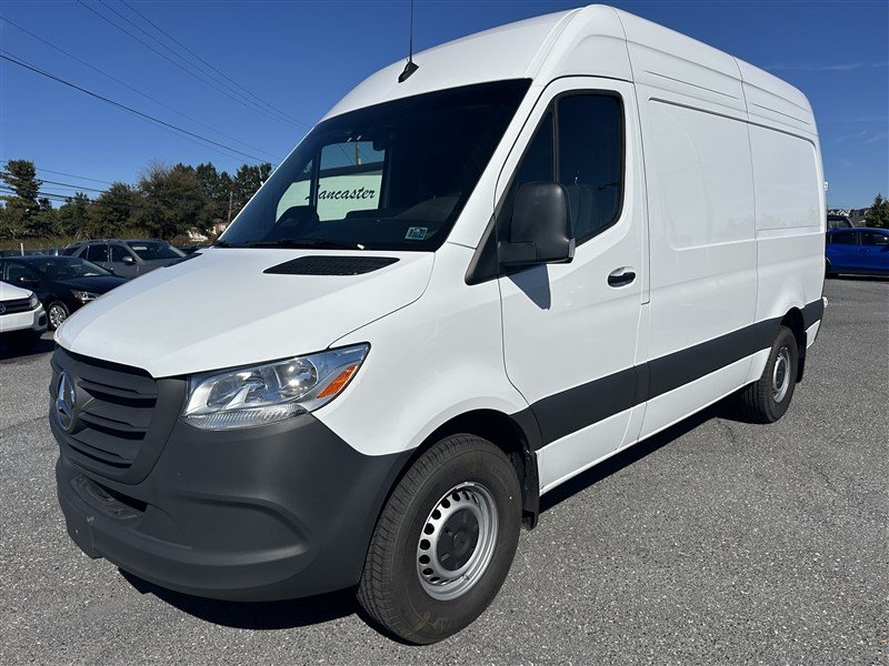 2026 Mercedes-Benz Sprinter 2500 Base photo