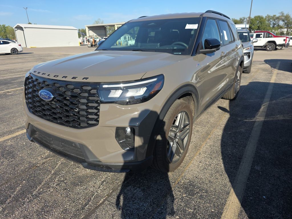 2026 Ford Explorer ST-Line photo