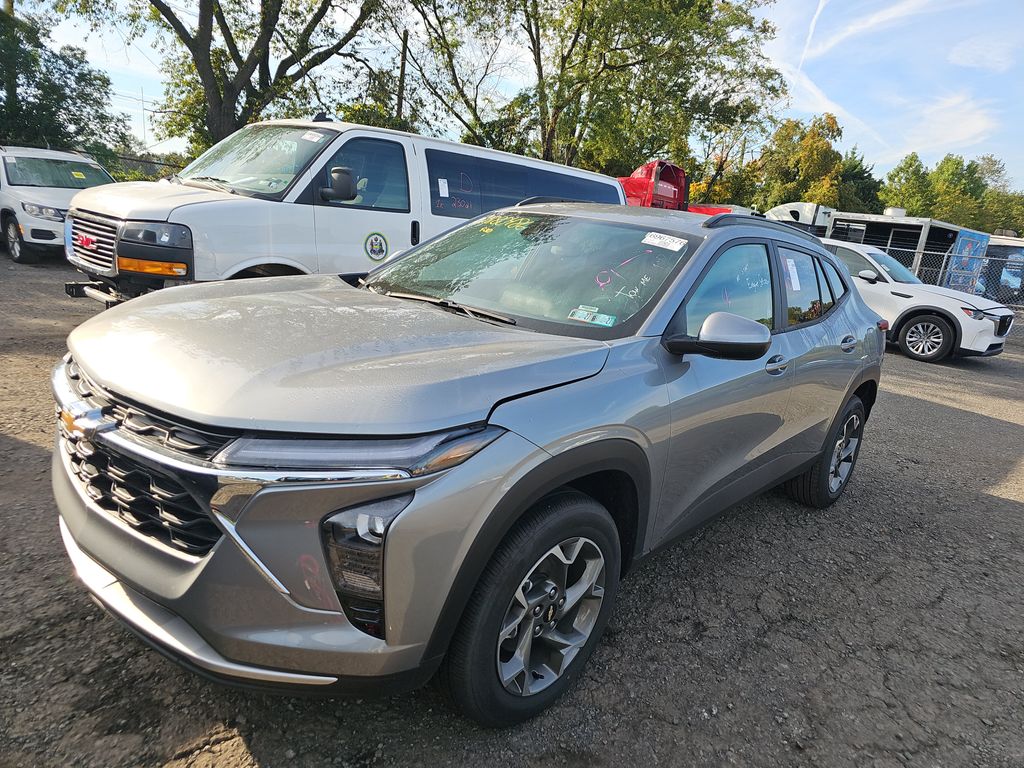 2026 Chevrolet Trax LT photo