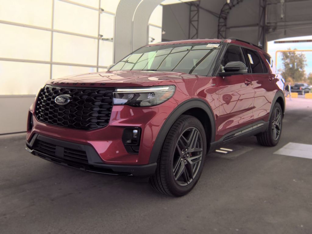 2026 Ford Explorer ST-Line photo