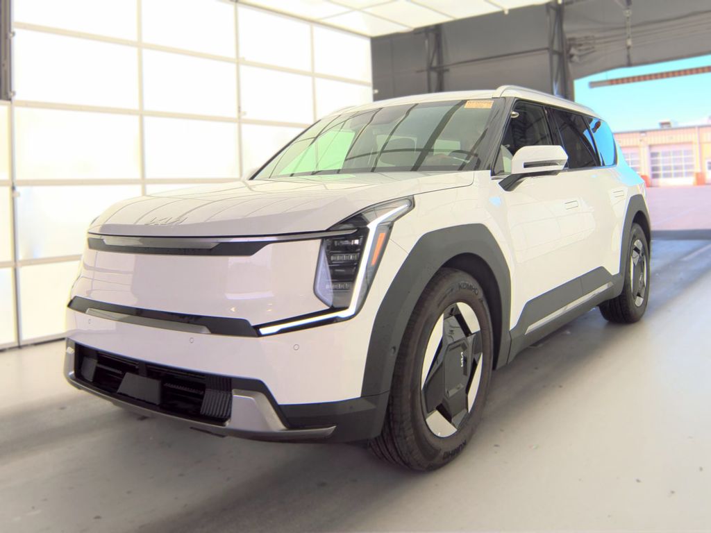 2026 Kia EV9 Wind photo