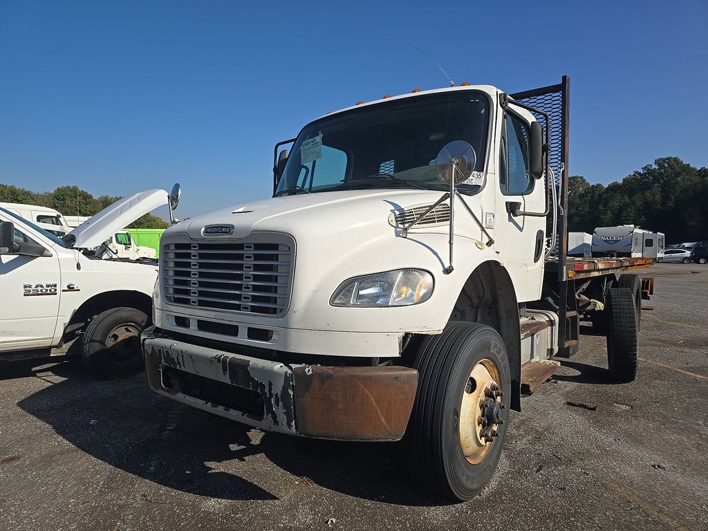 2016 Freightliner M2 photo