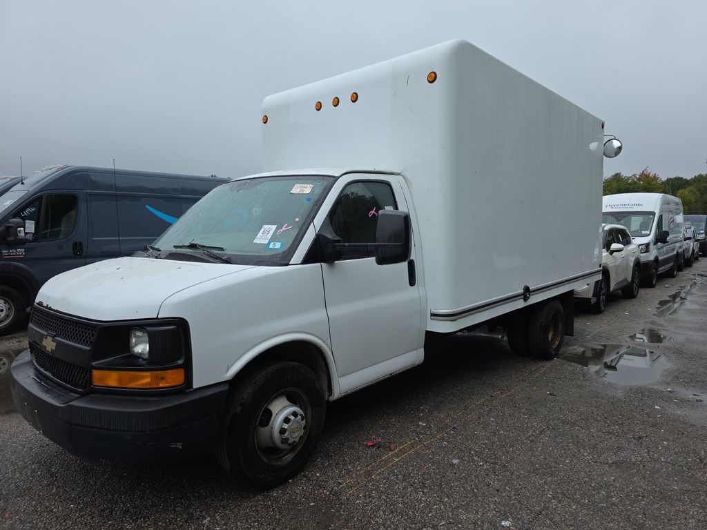 2016 Chevrolet G3500 EX CUT photo
