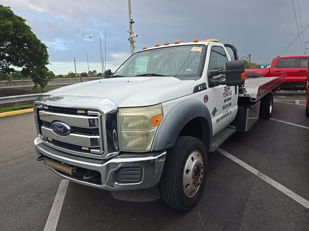2015 Ford F-550 XL photo