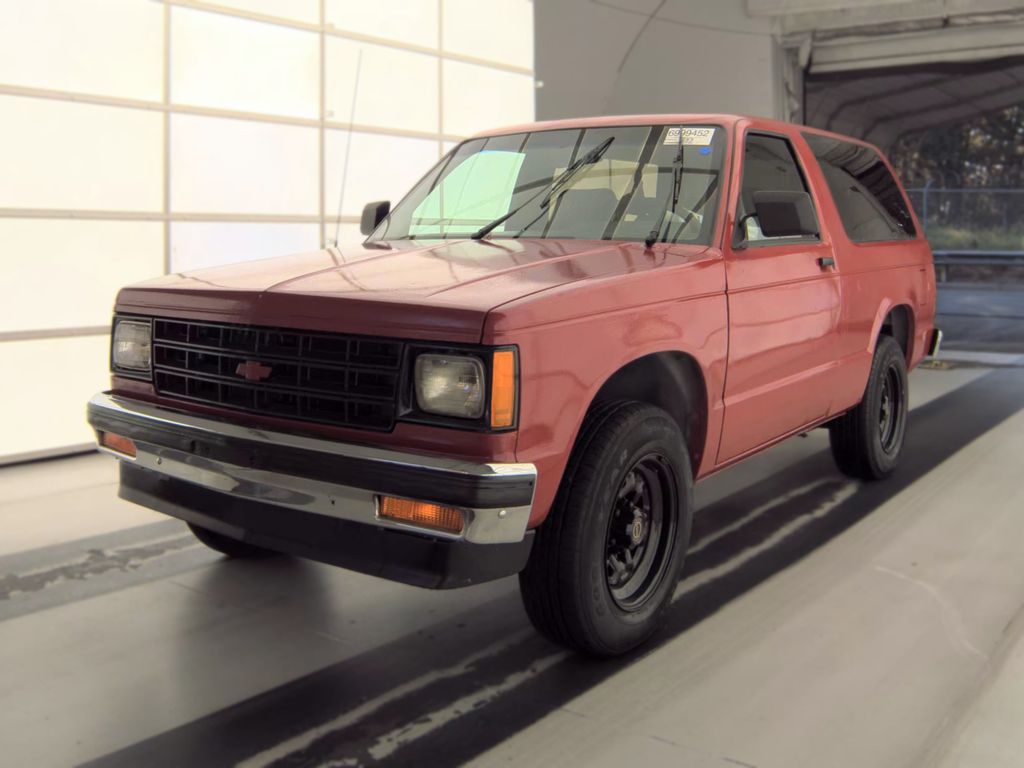 1990 Chevrolet S10 Blazer Tahoe photo