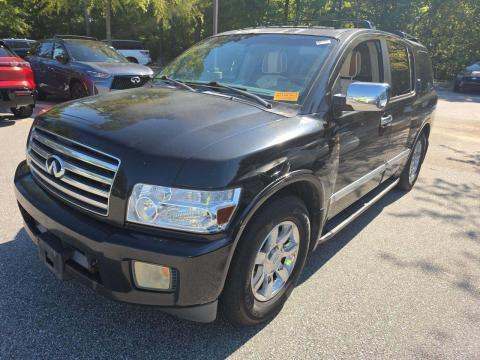 2004 INFINITI QX56 Base photo