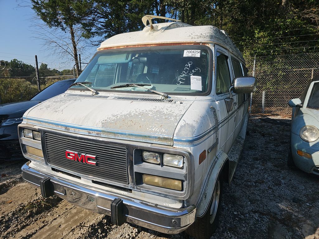 1992 GMC Rally G2500 photo
