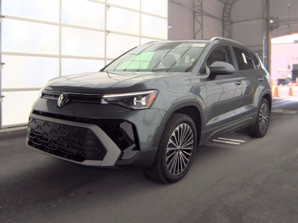 2026 Volkswagen Taos SE photo
