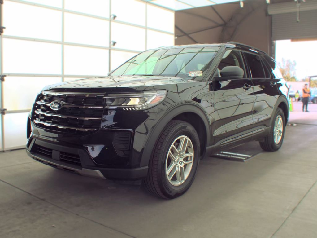 2026 Ford Explorer Active photo