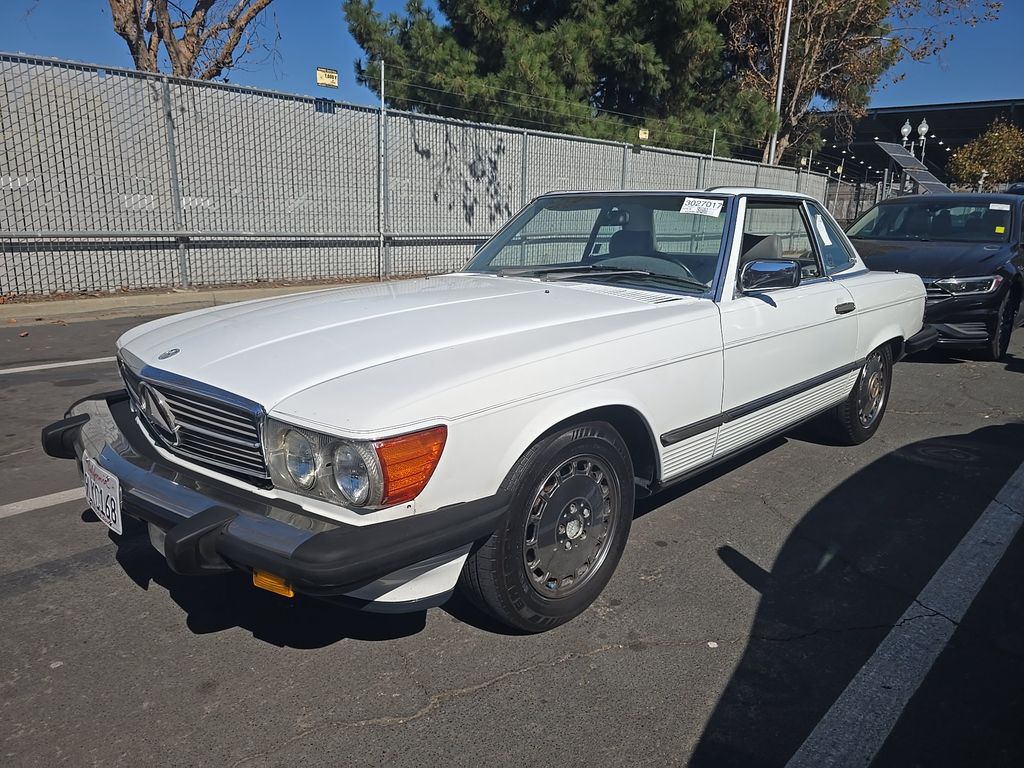 1988 Mercedes-Benz 560SL photo
