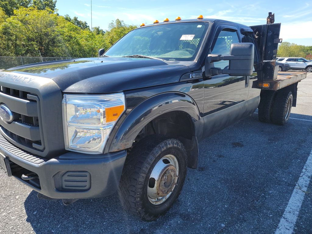 2015 Ford F-350 DRW XL photo