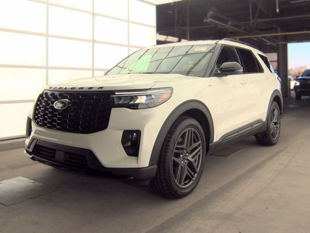 2026 Ford Explorer ST-Line photo