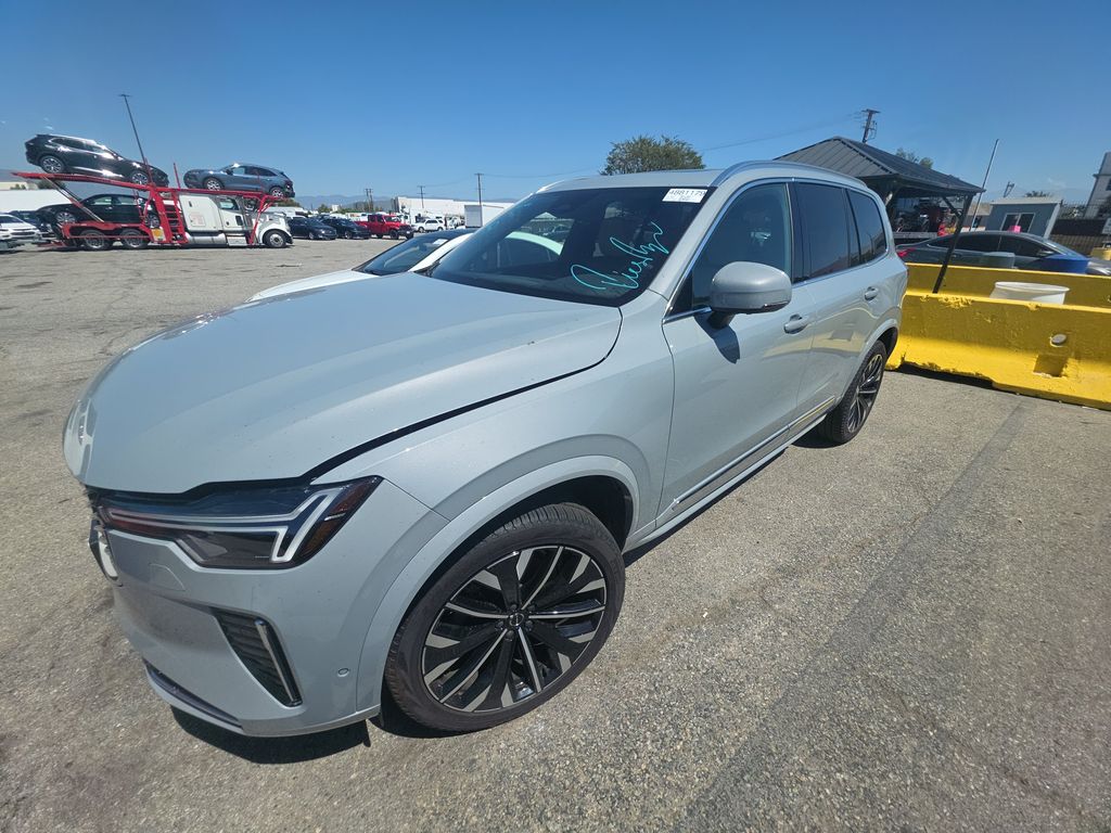 2026 Volvo XC90 Plus photo