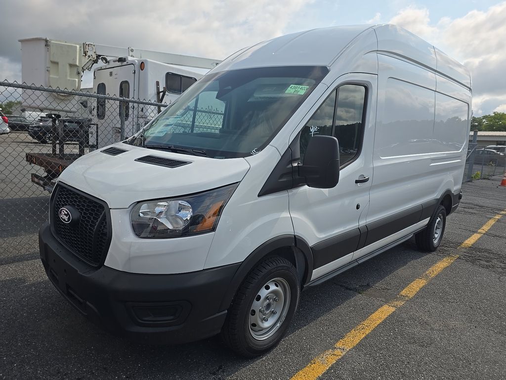 2026 Ford T250 Cargo photo