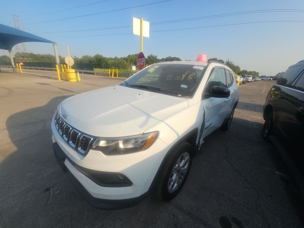 2026 Jeep Compass Latitude photo