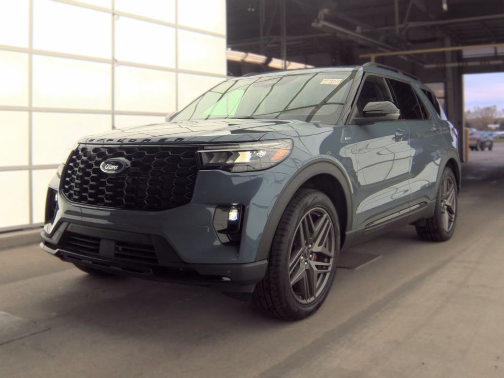 2026 Ford Explorer ST-Line photo
