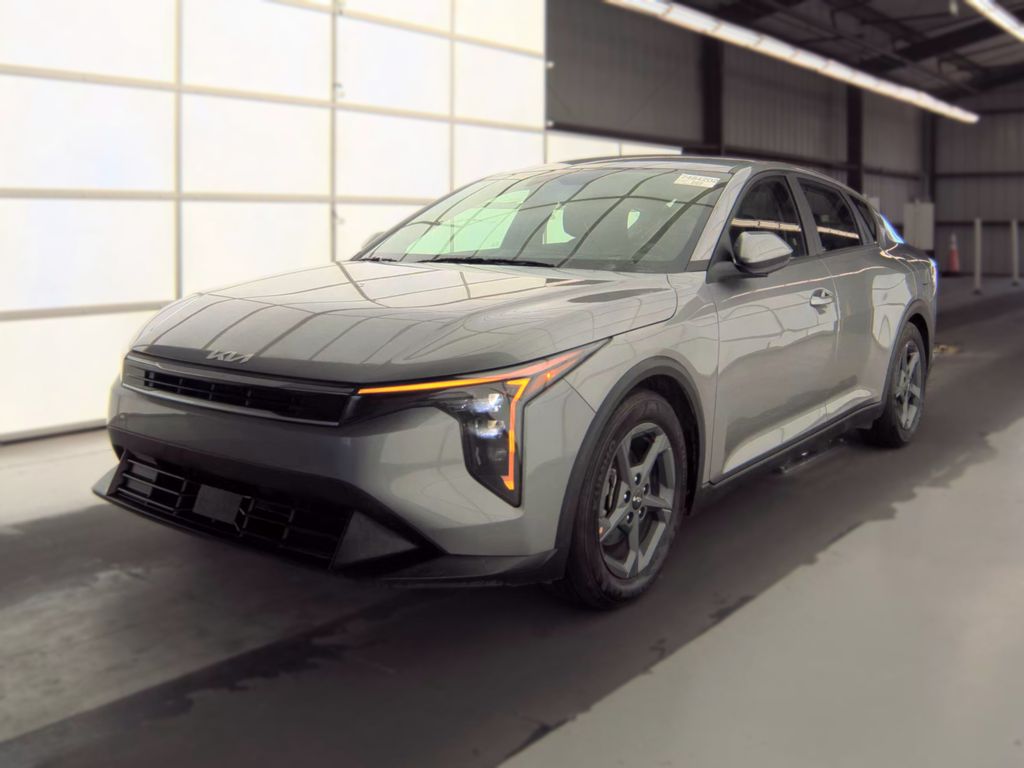 2026 Kia K4 LXS photo