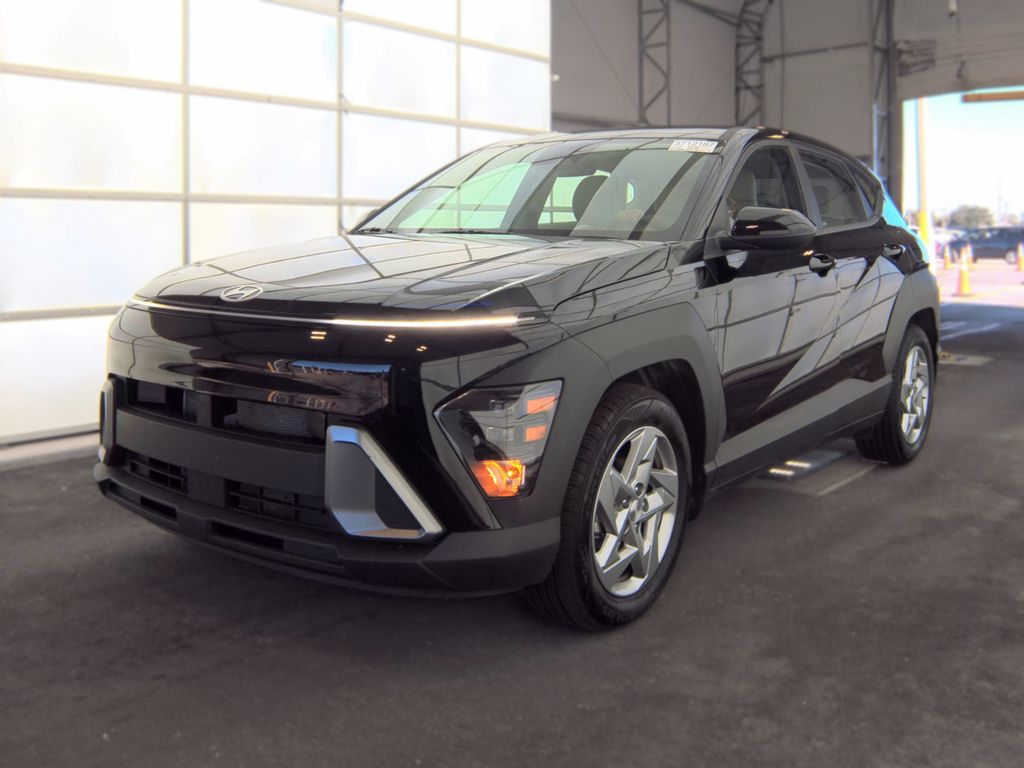 2026 Hyundai Kona SE photo