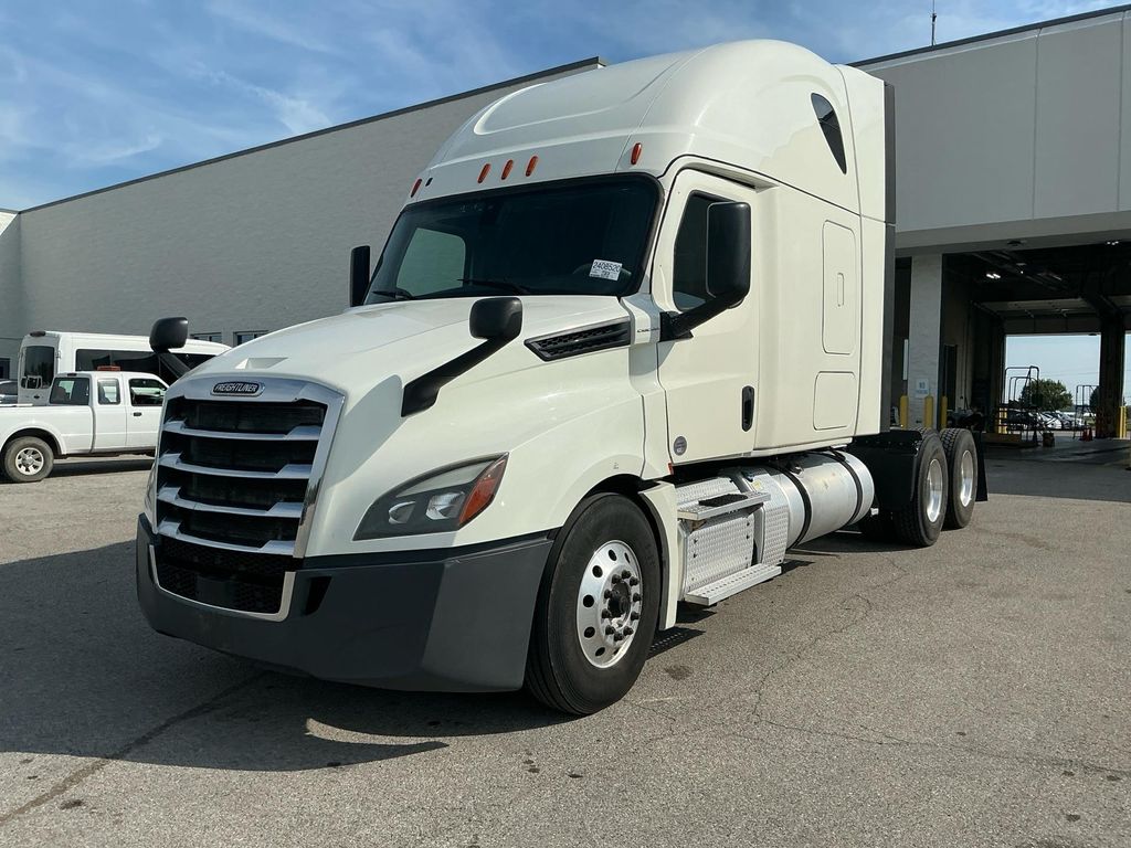2019 Freightliner PT126SLP photo